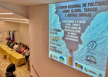 Fórum debate políticas públicas sobre álcool, tabaco e drogas na adolescência