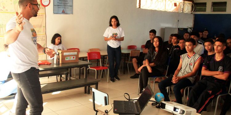 Alunos de Timóteo participam do projeto “Doce Vivo”