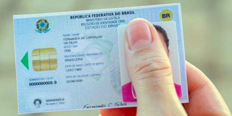 Novo RG se tornou obrigatório; confira o prazo para atualizar o documento