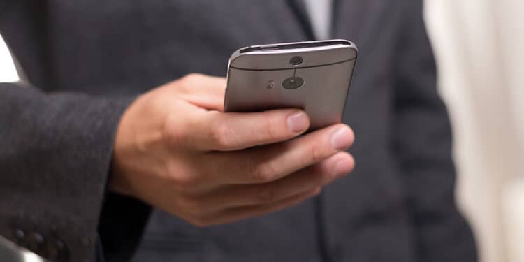 Golpe usa acesso remoto para obter dados bancários; veja como se proteger