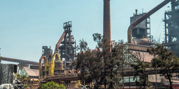 ACIDENTE NA USIMINAS: OPERÁRIO MORRE EM REFORMA, ÀS VESPERAS DO REACENDIMENTO DE ALTO FORNO