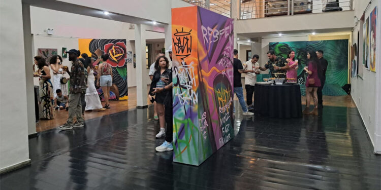 Contemporâneos: arte urbana em exibição na galeria da Fundação Aperam Acesita