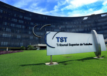 Decisão do TST sobre trabalho em feriados no comércio acata ação da Fecomércio MG