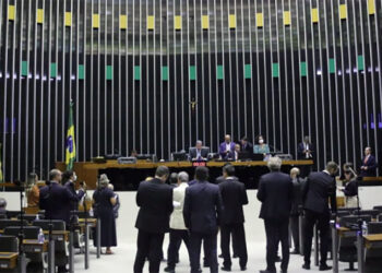 Câmara aprova aumento de pena para crimes de furto e roubo