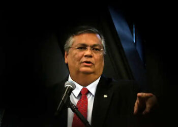 Partido Novo lança abaixo-assinado contra a indicação de Dino para o STF