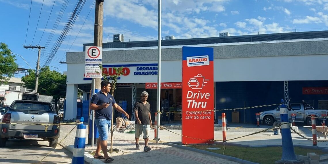 Drogaria Araujo inaugura sua primeira loja em Ipatinga
