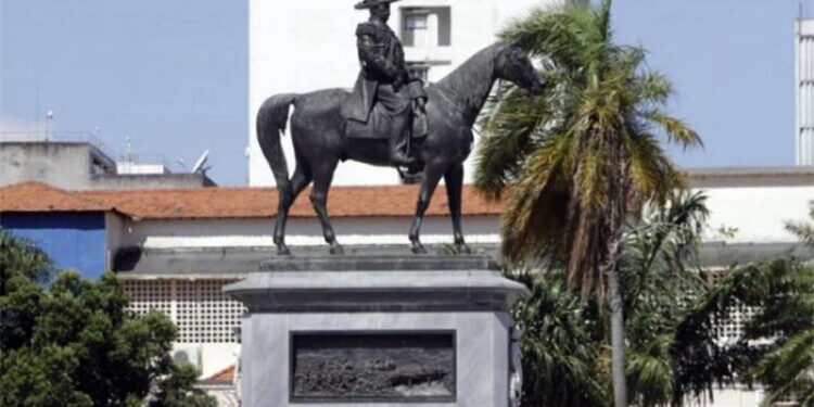 Afronta ao Exército: PSOL ameaça tirar estátua de Duque de Caxias em comando militar