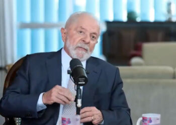 “O povo deveria me eleger para sempre”, diz Lula