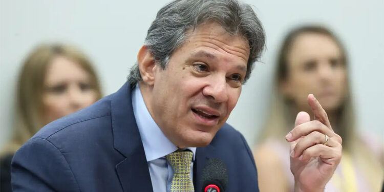 Haddad critica Zema e sai em defesa de Pacheco por dívida de MG
