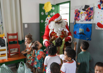 Natal Solidário Aperam arrecada mais de 2 mil brinquedos