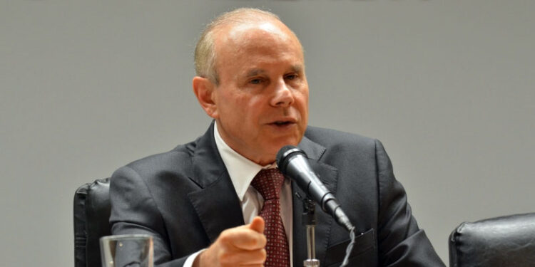 Investidores ameaçam deixar de investir no Brasil caso Mantega assuma a Vale