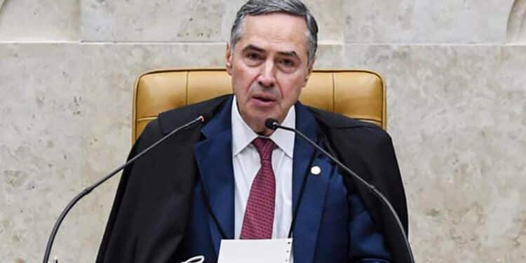 Barroso diz que ataques de 8 de Janeiro foram feitos por ‘falsos patriotas’