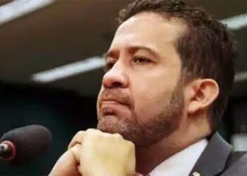 André Janones tem sigilos bancário e fiscal quebrados