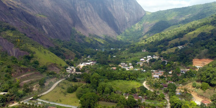 Programa realiza plantão de regularização fundiária em Timóteo