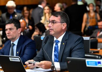 Comissão do Senado aprova projeto que acaba com “saidinha” de presos