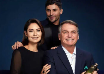 Saiba de quem é o lucro do perfume lançado por Jair Bolsonaro