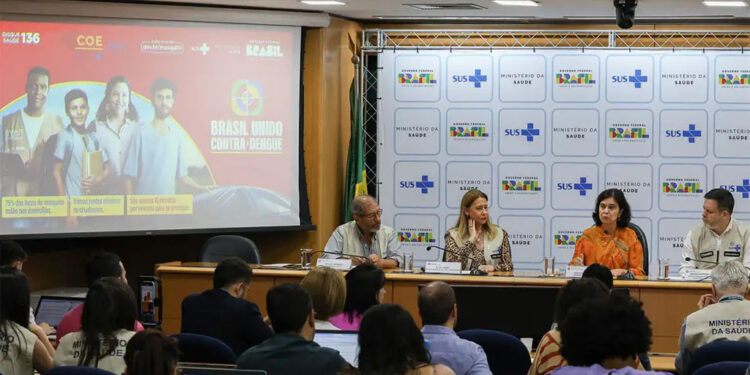 Brasil se aproxima de 2 milhões de casos de dengue