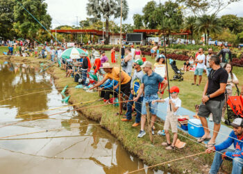 Abertura da programação dos 60 anos de Ipatinga atrai multidão no Parque Ipanema
