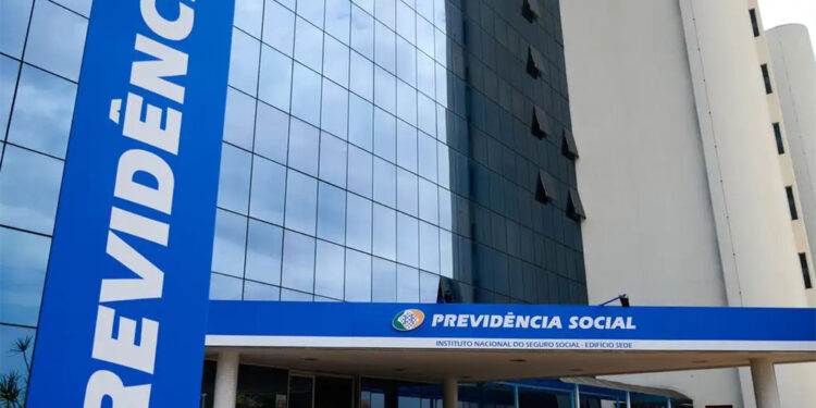 INSS suspende bloqueio de benefício por falta de prova de vida