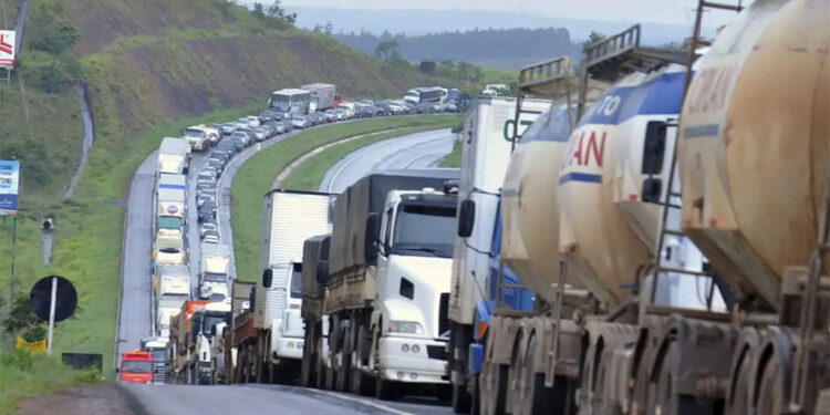 Rodovias federais terão pontos de descanso para motoristas