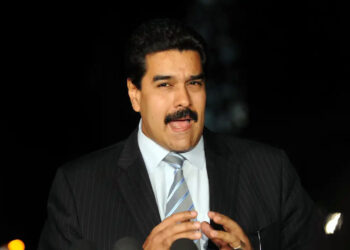 Esquerda brasileira elogia ‘voto impresso para checagem’ na Venezuela