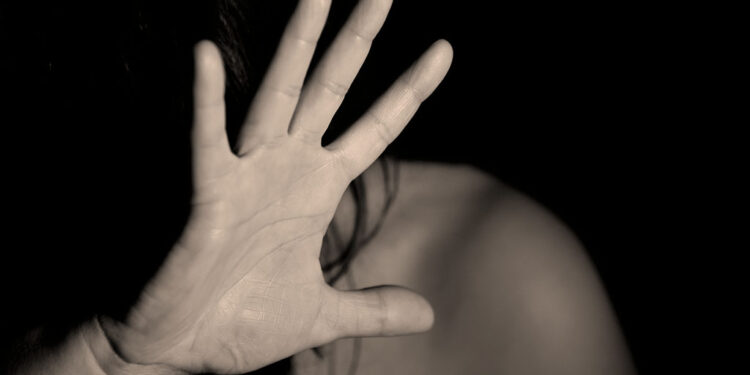 Polícia Civil em parceria com a CDL/BH lança campanha contra o abuso sexual
