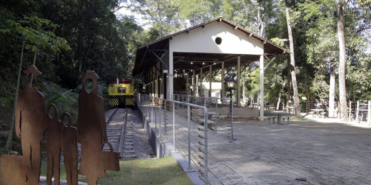 Usiminas investe R$ 2,4 milhões nas obras de recuperação da Estação Pedra Mole