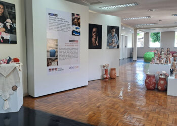 Artesanato do Vale do Jequitinhonha é representado em exposição fotográfica