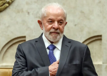 Lula sanciona volta da cobrança do seguro obrigatório para proprietários de veículos
