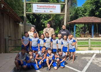 Projeto Transitolândia ensina regras de trânsito para crianças e reforça campanha Maio Amarelo