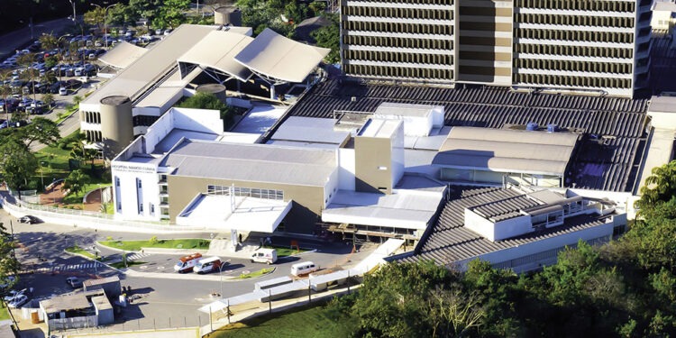 FSFX recebe currículos para vagas das áreas de hotelaria