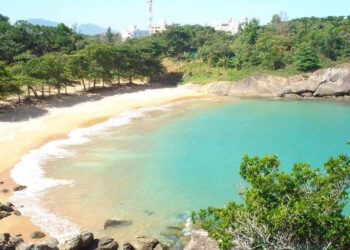 Marinha se manifesta sobre PEC das praias; entenda