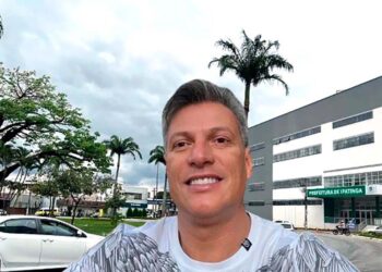 Bolsonaro vence queda de braço contra Pacheco e Michel Winter retoma PRTB