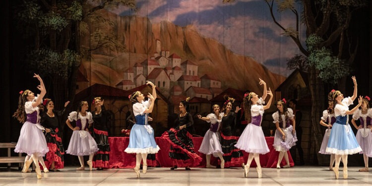 Associação Zélia Olguin abre inscrições gratuitas para aulas de ballet clássico