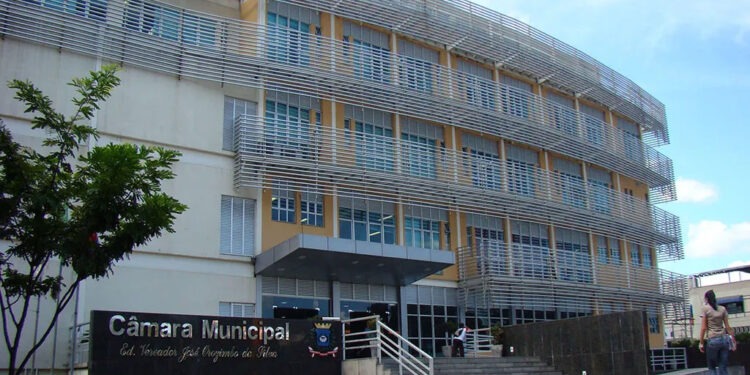 MPMG obtém condenação de ex-vereador e outros por ‘rachadinha’ em Ipatinga
