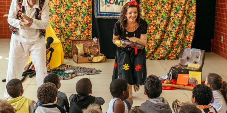 Evento reúne personalidades culturais em Fabriciano