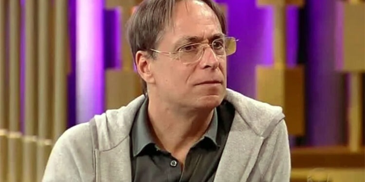 Ator critica situação atual da TV Globo: “Está acabando”
