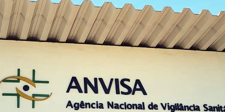 Anvisa alerta para golpe virtual com mensagens fraudulentas