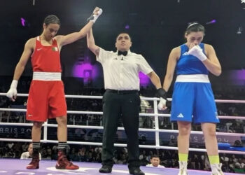 Boxeadora abandona luta contra transexual em 46 segundos