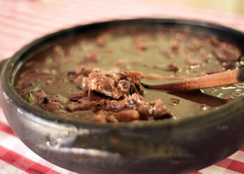 Revista Empresarial realiza 9ª Feijoada com Amor