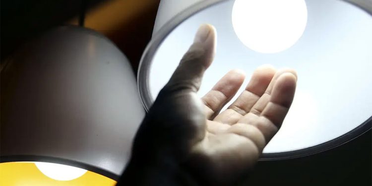 Horário de verão não impacta custo energético, diz especialista