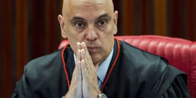 Petição contra Moraes ultrapassa 1,5 milhão de assinaturas