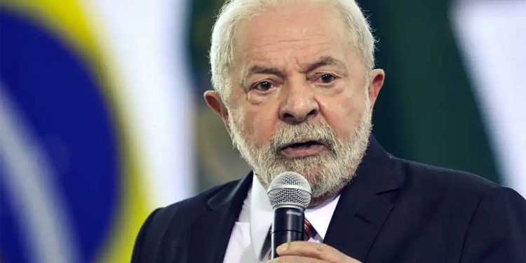 Lula ataca defensores da privatização da Petrobras; “bando de imbecil”