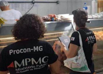 Polícia apreende meia tonelada de carne imprópria para consumo em Minas