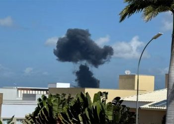 Caça F5 da Força Aérea Brasileira cai em Natal
