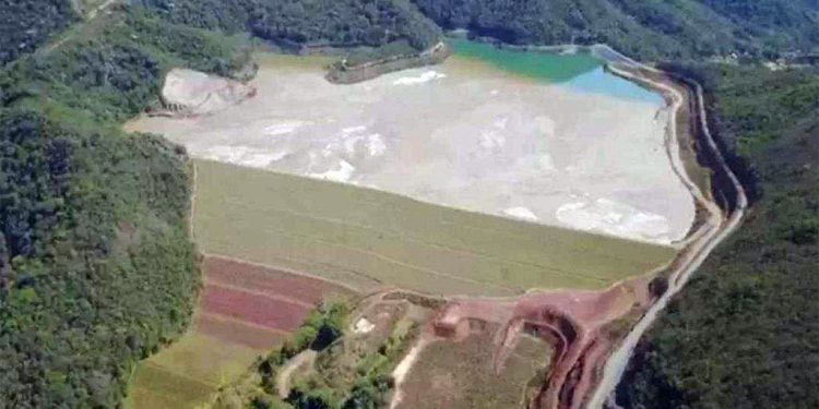 Alarme de barragem toca por engano e causa pânico entre moradores em MG
