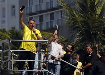 Bolsonaro sofre ameaça em visita a João Pessoa