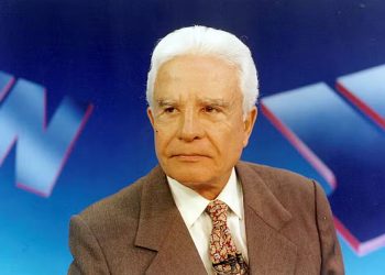 Morre o jornalista Cid Moreira, aos 97 anos