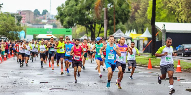 Corrida do Aço em Ipatinga reúne mais de 3 mil corredores