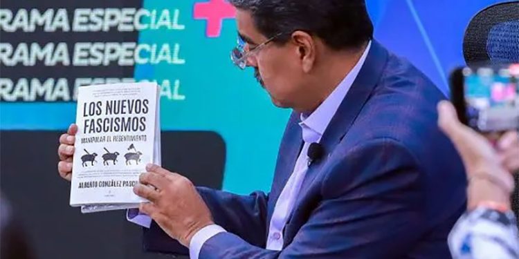 Maduro retira embaixador no Brasil em resposta ao bloqueio de Lula no Brics
